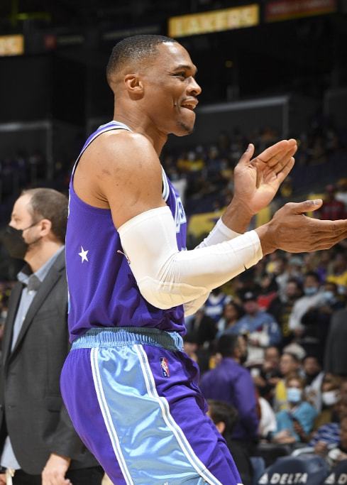 频繁改方向 频繁改方向