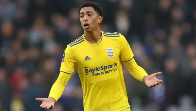 团席位并增 团席位并增