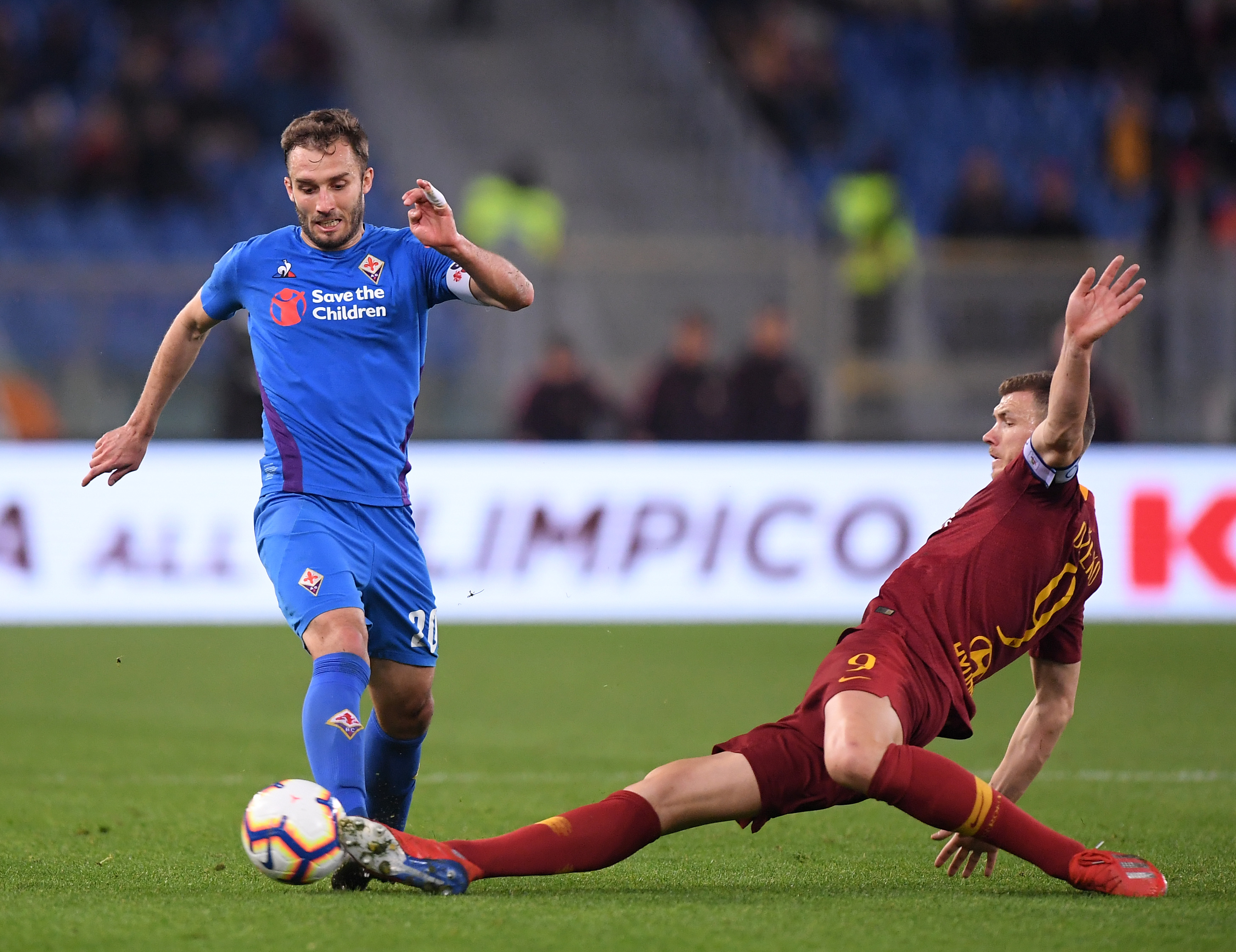 违背纪律者 违背纪律者