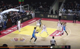 在赛季中坚
